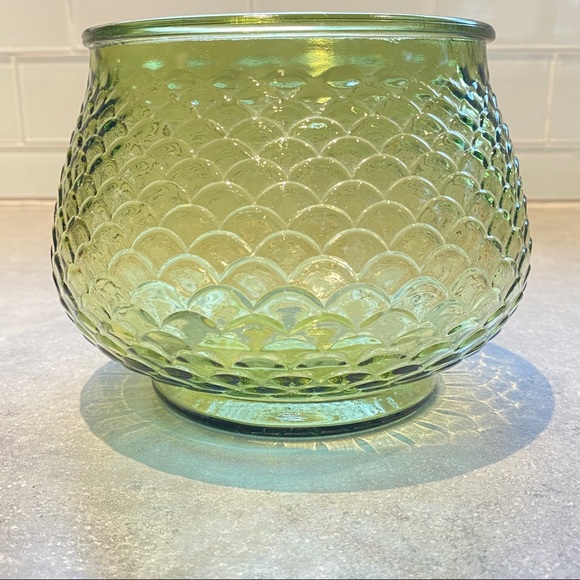 Vintage Avocado Green Glass Fish Scale  Bowl  E O Brody - Picture 4 of 5